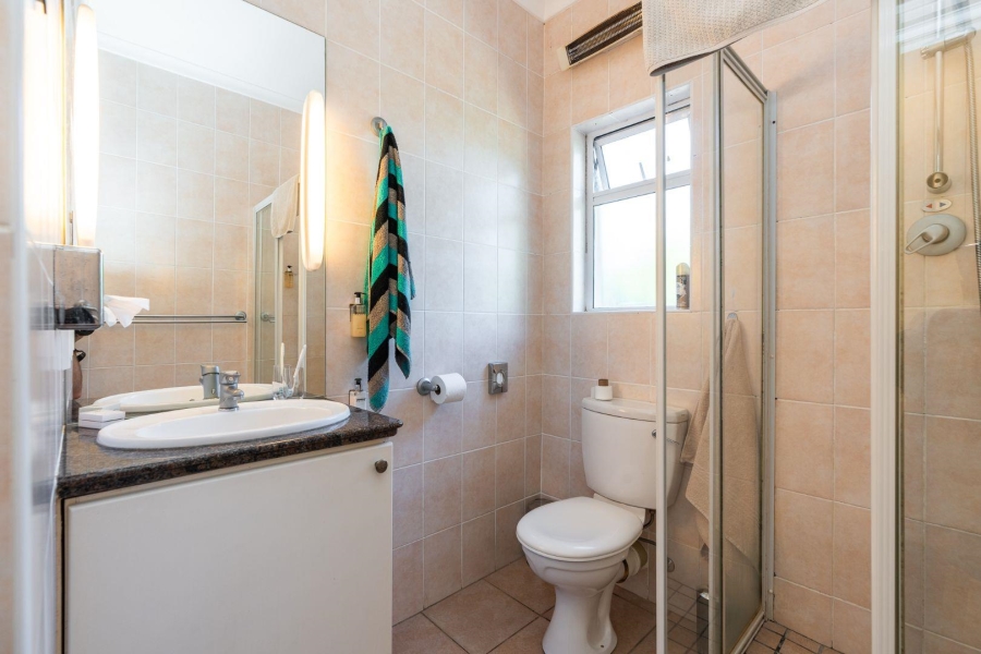 6 Bedroom Property for Sale in Milnerton Western Cape